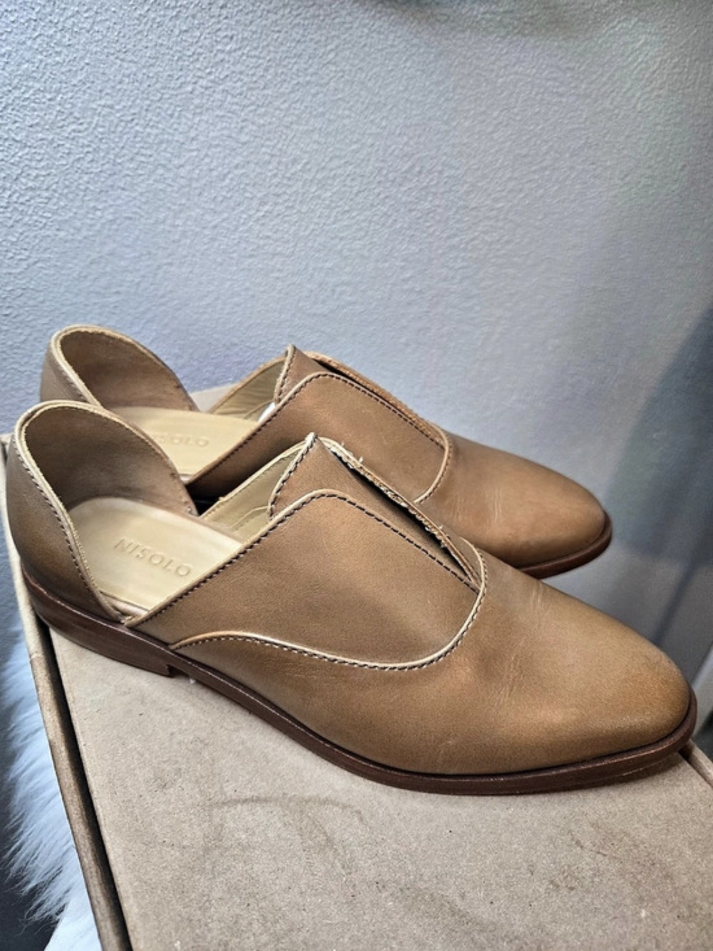 Nisolo Emma D'Orsay Oxford  in Almond US 6.5 Like New Store Displays